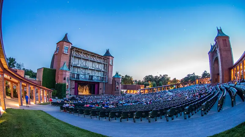 The outdoor stage and seats at Starlight Theatre